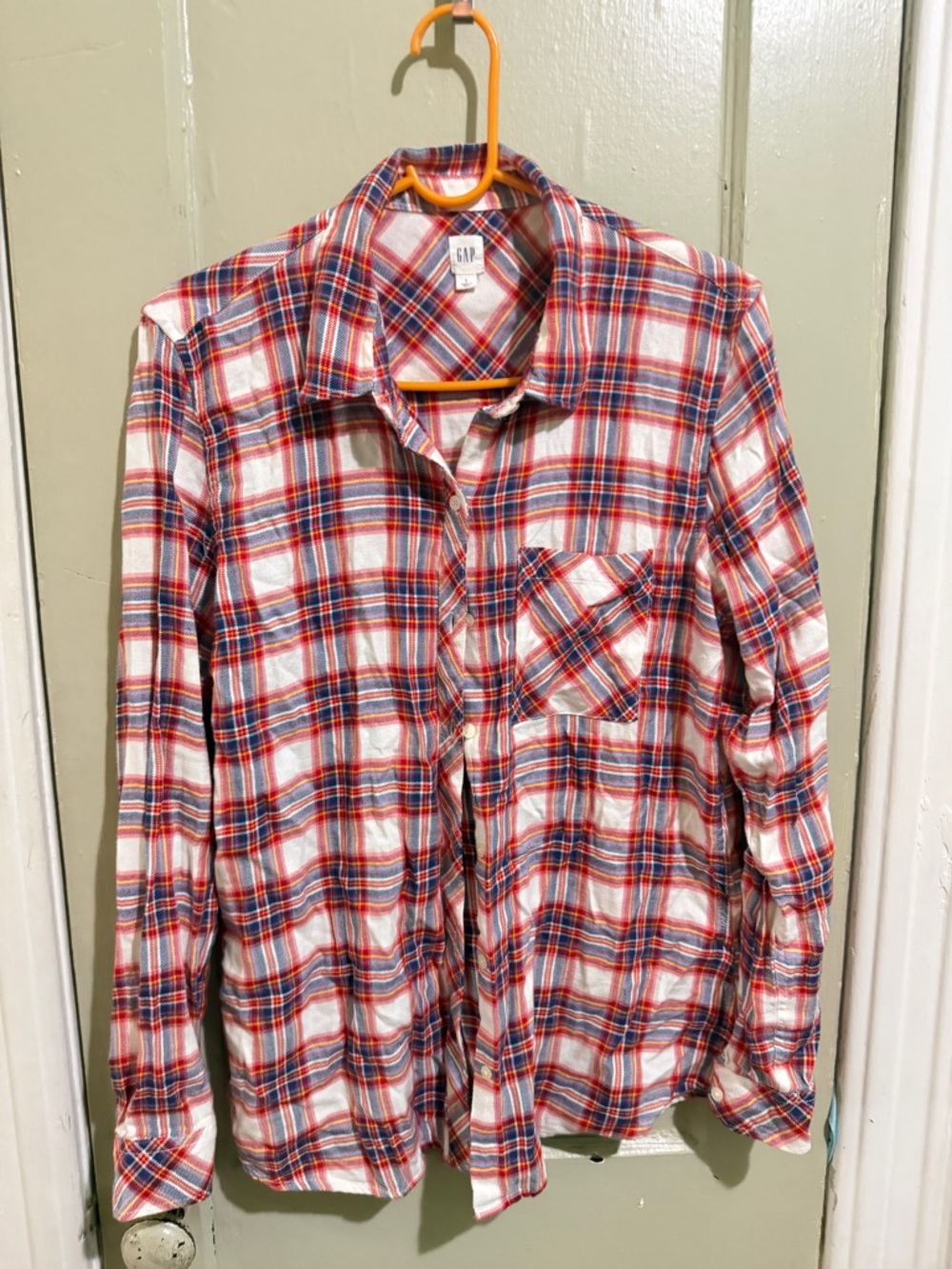 GAP Red, Blue & White Plaid Button-Down Shirt